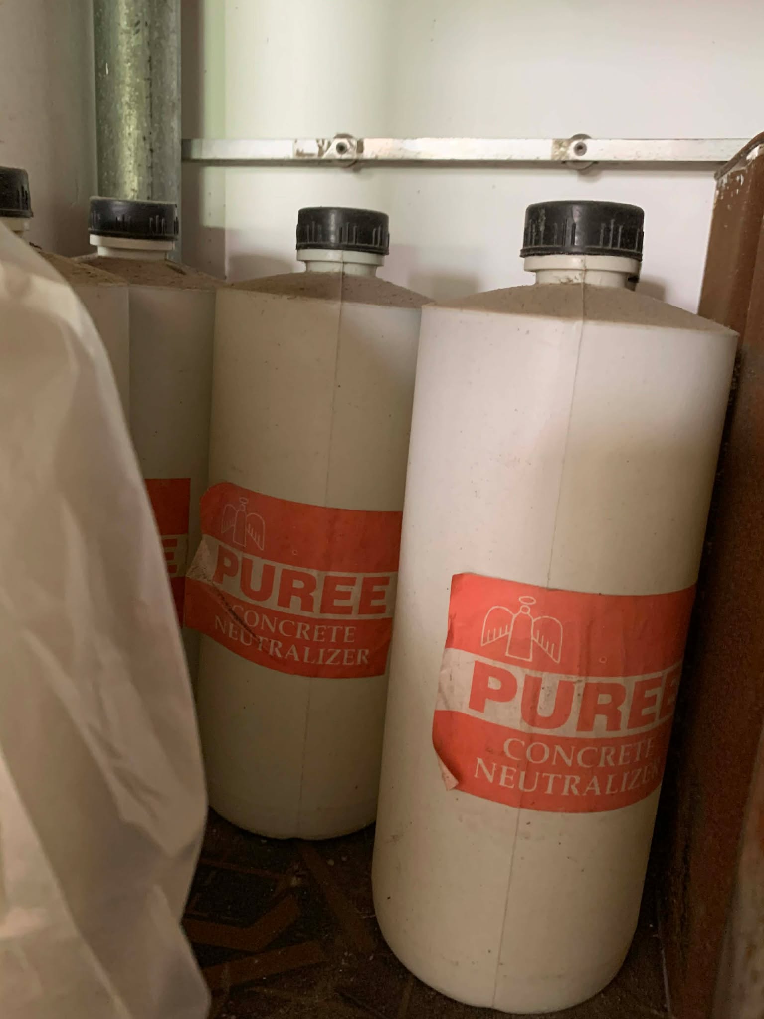 Puree Concrete Neutralizer